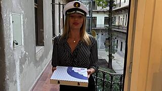 Pizza delivery stud pounds milf's juicy pussy hard?