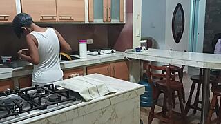 i catch stepsis dancing sexy naked in kitchen want her bad