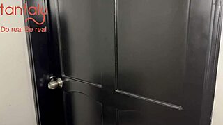 colombian bodybuilder blonde fucks big tantaly toy cock