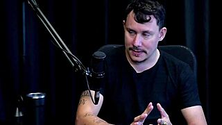 Santa Caliente trans fetish interview Tiago Oliveira positions family drama sheer red