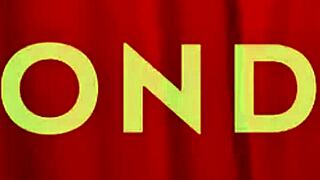 Chica's webcam SEDUCTION DANCE leaves you craving more!