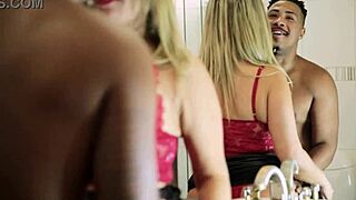 Hubby convinces big ass wife for quick morning fuck before work