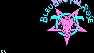 Shower peeper catches Bleubrutalrose big ass shaved pussy toy play closeup?