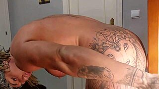 extreme double penetration leads to massive squirting