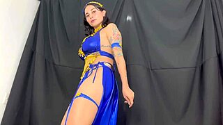 i'm the arab chick opening my big ass with huge cock anally... oops! 😩🍑