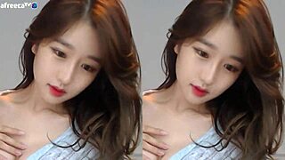 cute korean big tits babe dances sexy