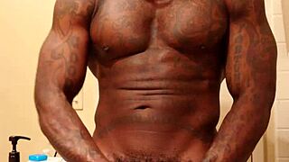 Bodybuilder Slut Worships Hallelujah Johnson's Massive BBC Cock