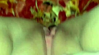 saudi arabian snowwhite teen masturbates with pizza chocolate fruits in la kinky asmr compilation