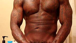 Bodybuilder Slut Worships Hallelujah Johnson's Massive BBC Cock