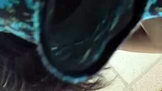 upskirt skirt tease on hot venezolana 😈🍑... 02