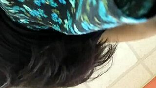 upskirt skirt tease on hot venezolana 😈🍑... 02