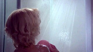 panic! sexy blonde showering her hairy boobs nude 😏🚿