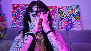 Deedee Love Craves Cum on Huge Tits!