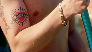 Melissa Stratton, sexy blonde housewife, double teamed by two massive BBCs 😏