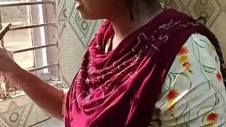 Sexy Bangladeshi Bhabhi's Steamy Bengali Tease