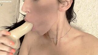 you craving wowmania's teen big ass bouncing on chaturbate webcam cams?