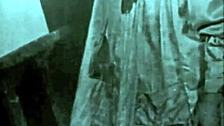 vintage hairy beaver gets fucked retro style