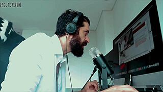 wanna see slow motion oral sex on her pussy closeup?