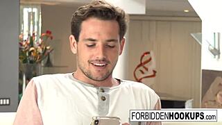 Food Delivery Guy Bangs Cute Teen Stepsis With Facial Cumshot