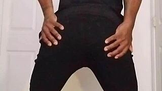 stretch your ass with me during this 7-minute workout joi