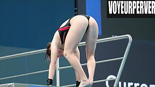 WOW! Hidden Voyeur Catches Bikini Babes' Legs DIVING High!