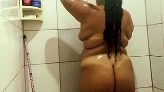 bbw ebony backstage flashes huge oiled ass in fishnets... sigilosabbw dancing pt3 secrets