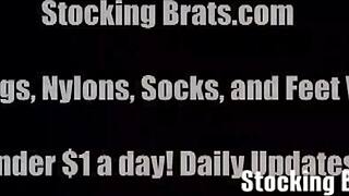 jessie sasha slurp misty's cute 18+ toes in hot footjob fetish suck