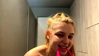 I squirt extreme in gym watching you fuck me hard