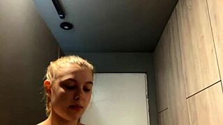 I squirt extreme in gym watching you fuck me hard