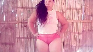 hot latina milf dances her big ass so horny