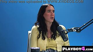 😏 wet milf pornstar fingers her naughty natural tits solo