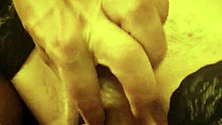 Sexy wife in stockings debuts homemade fitness fuck