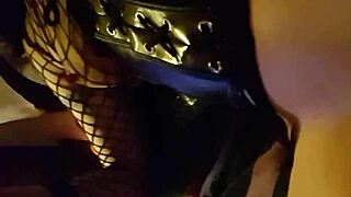 Petite punk frenchie flashes lingerie and masturbates outside?