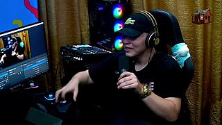 daniely and patricia kiss hot on podcast ruan stunned