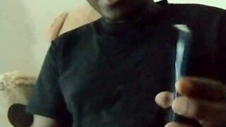 ebony in jeans toys pussy join free jerk off now