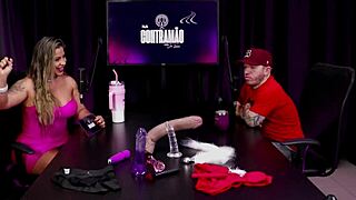 usa latina nerd vibes vibrator in pussy after toilet tease 😜🔥