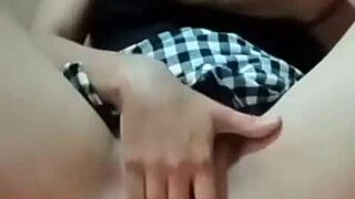 horny brunette spreads for intense pussy licking action