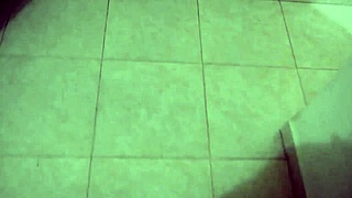 La Empleada Inmigrante Chupa Verga Por Dinero