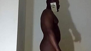 wanna see more ways i tease without touching myself?