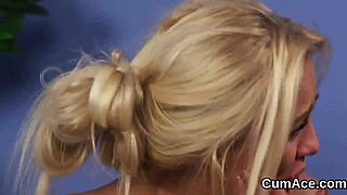 hot girl sucks cum then swaps jizz faceshot