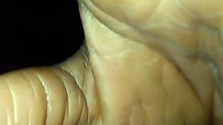 wanna see more ways i tease without touching myself?