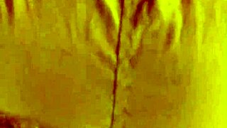 Horny latina squirts as 20cm dildo fucks big ass 🍑💦🔥