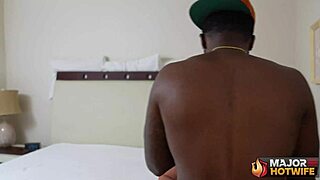 Thick Tee Tee drilled by Rome Major's big black cock bedroom