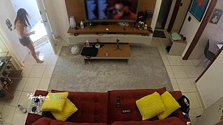 Delivery Man Spots Hot Wife Thay Ksada And Sucks Her Tits