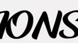 Petite Redhead Girlfriend Rides for Passionate Creampie Relief