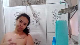 Latina Brunette Shows Off Wet Pussy in Steamy Bath