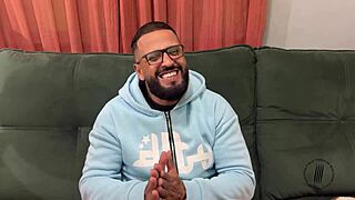 que raba enorme no meu pau chubby latina housewife sucks huge