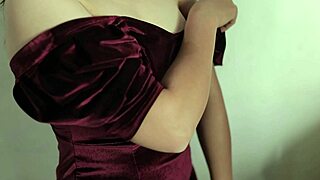 horny teen in dress masturbates skirt till soaked wet