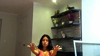 Sassy Teen Shakes Ass in Tight Shorts Dance