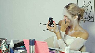 harley quinn makeup tutorial by miss daisy diamond for halloween